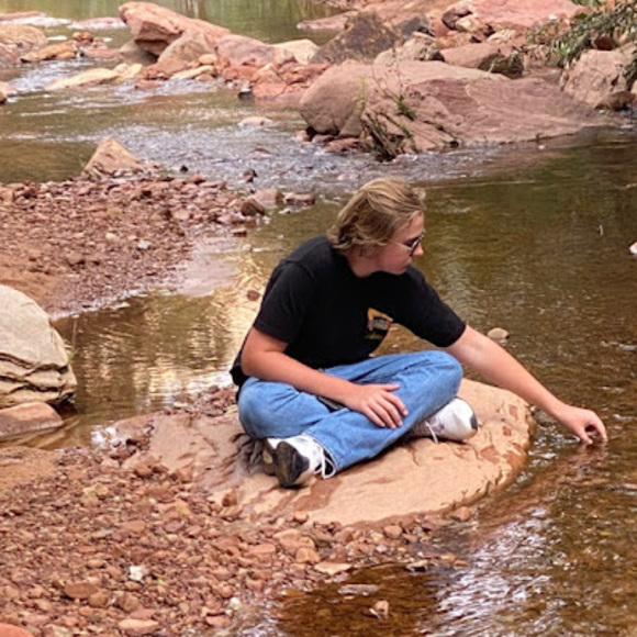 Meet your Posher, Kyle - Picture 1 of 1